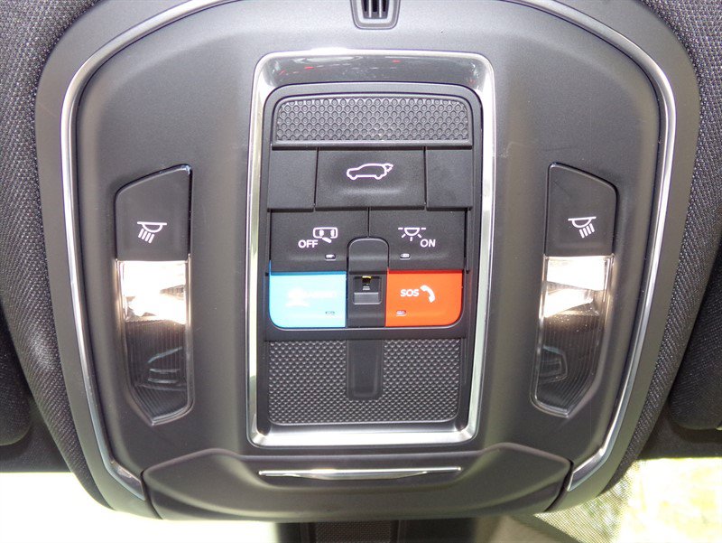 Used 2023 Jeep Wagoneer Series III w/ Convenience Group I AWD/4WD image 43