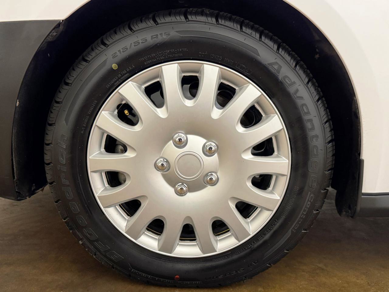 Used 2019 Ford Transit Connect XL image 45