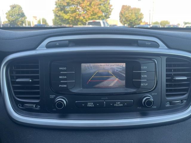 Used 2016 Kia Sorento LX image 21
