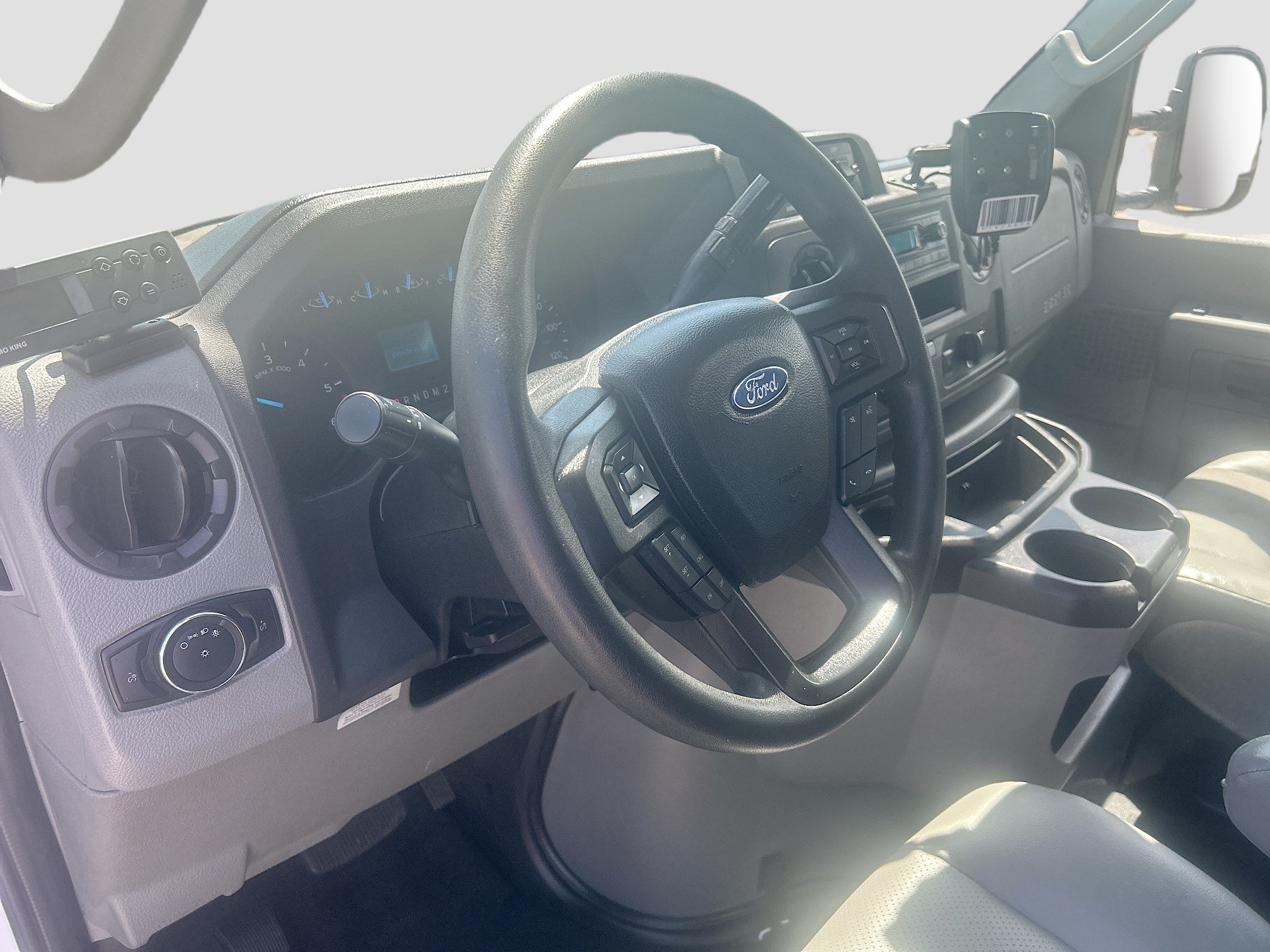 Used 2023 Ford E-350 and Econoline 350 Super Duty w/ Power Windows & Locks Group RWD image 9