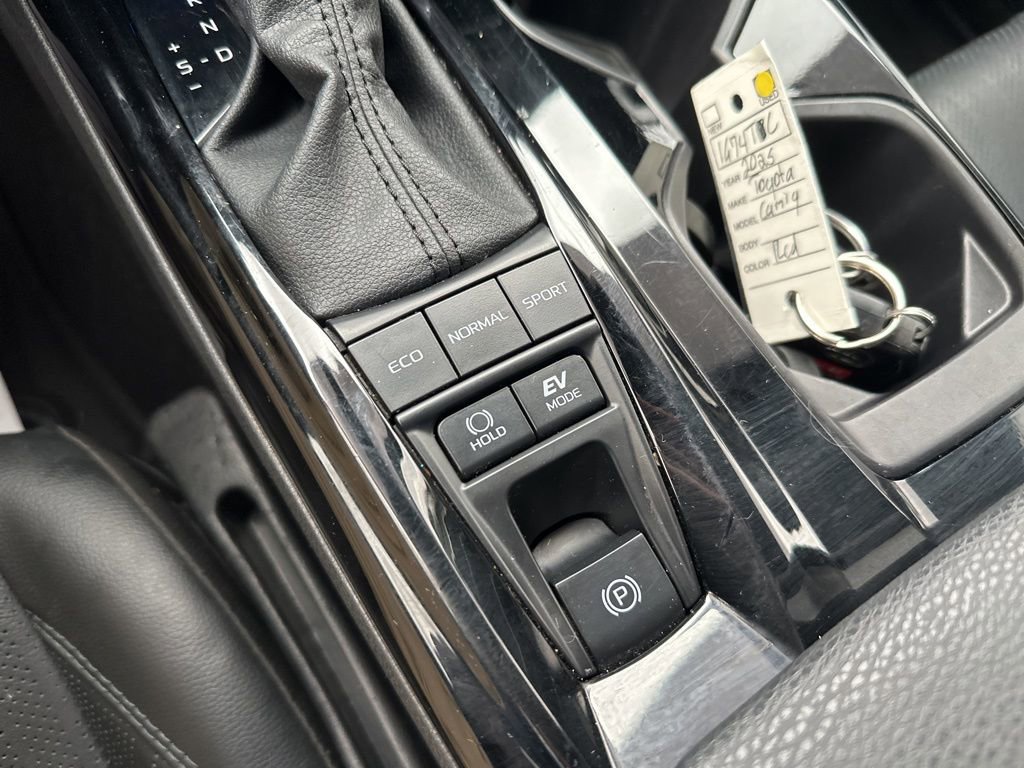 Used 2025 Toyota Camry XSE w/ Premium Plus Package image 28
