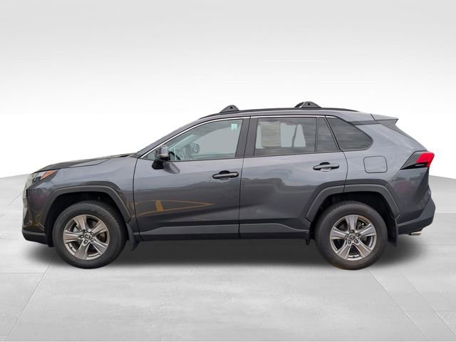 Used 2023 Toyota RAV4 XLE w/ XLE Grade Weather Package AWD/4WD image 4