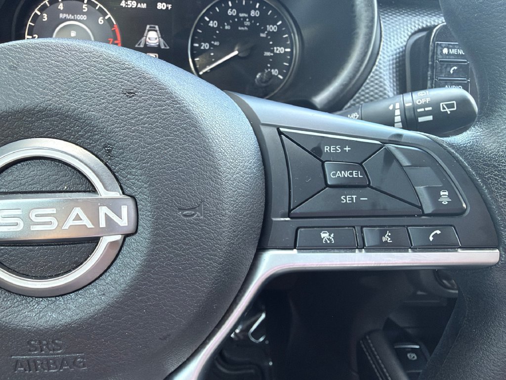 Used 2023 Nissan Kicks SV FWD image 13