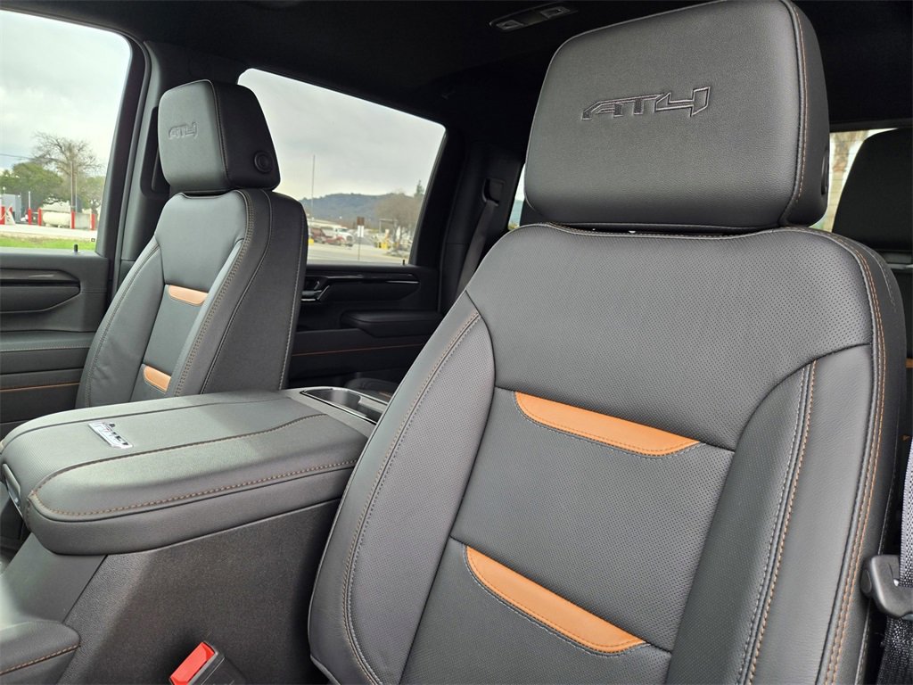 New 2026 GMC Sierra 2500 AT4 w/ AT4 Premium Plus Package image 15