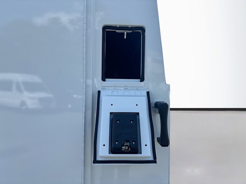 Used 2023 Mercedes-Benz Sprinter 3500 w/ Acoustic Package image 16