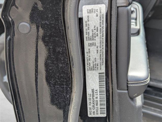 Used 2023 Jeep Grand Cherokee L Altitude image 26