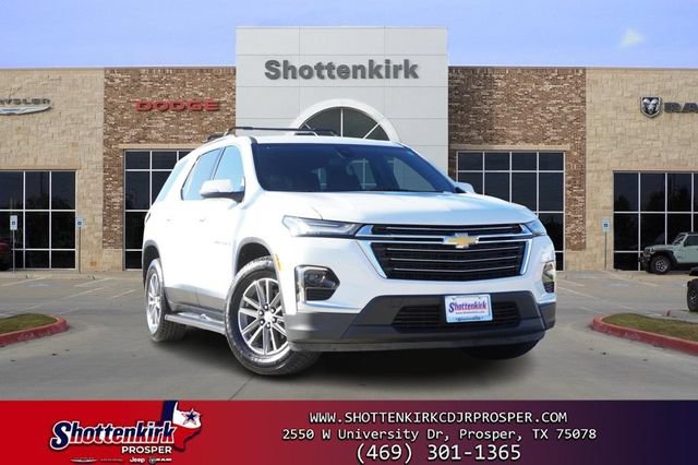 Used 2023 Chevrolet Traverse LT FWD image 1