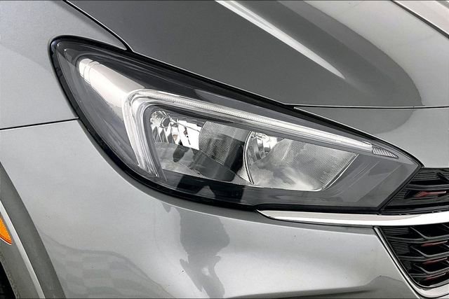 Used 2023 Buick Encore GX Select w/ Sport Touring Package image 27