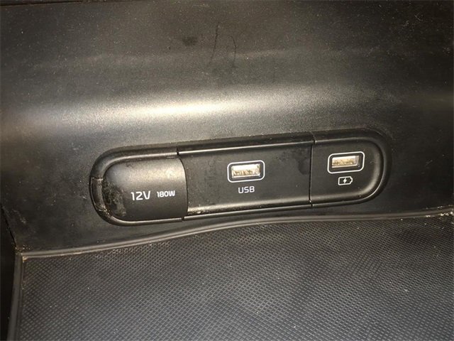 Used 2022 Kia K5 LXS image 27