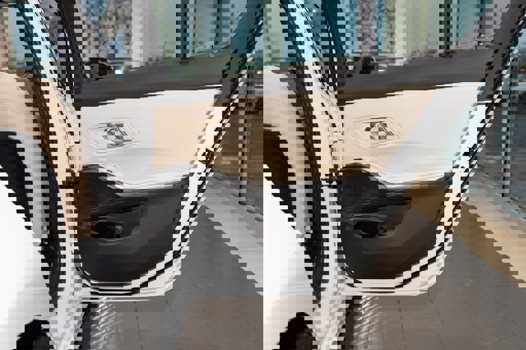 New 2026 BMW 330i xDrive Sedan w/ Convenience Package image 35