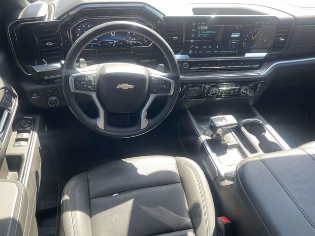 Used 2025 Chevrolet Silverado 1500 LTZ w/ LTZ Premium Package AWD/4WD image 13