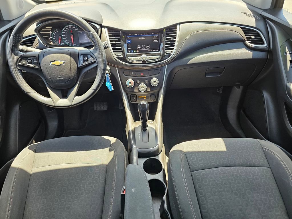 Used 2021 Chevrolet Trax LS w/ Tint and Cruise Package FWD image 20