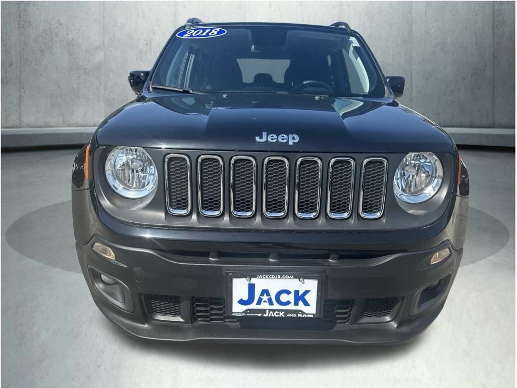 Used 2018 Jeep Renegade Latitude AWD/4WD image 10