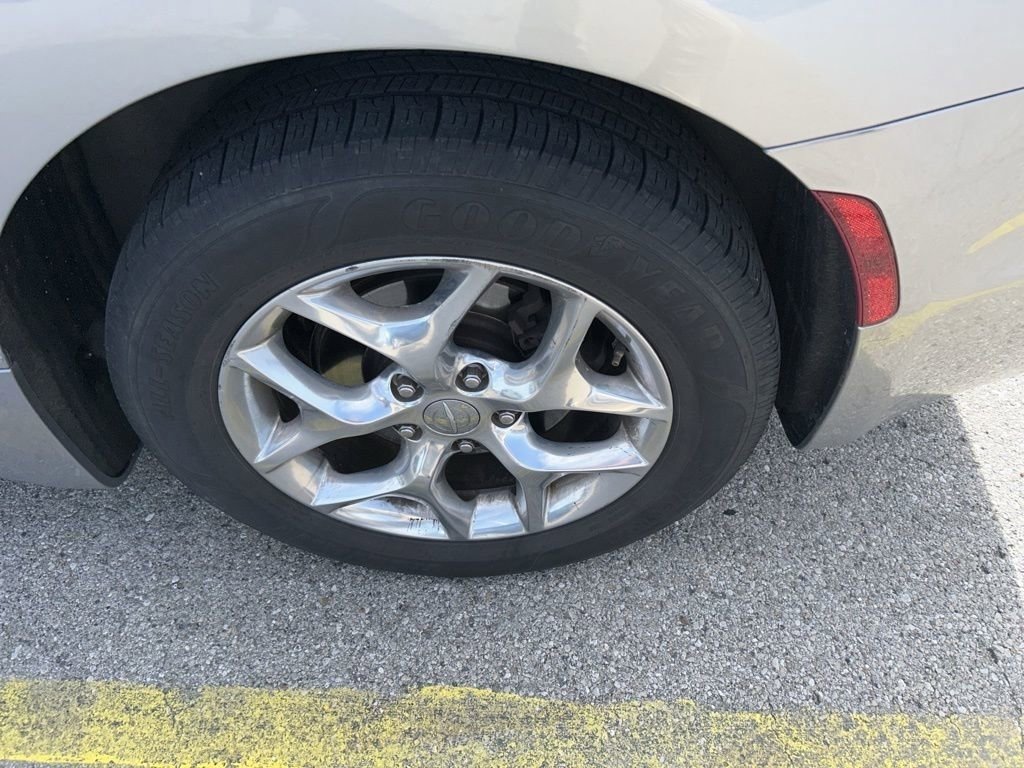 Used 2018 Chrysler Pacifica Limited image 11