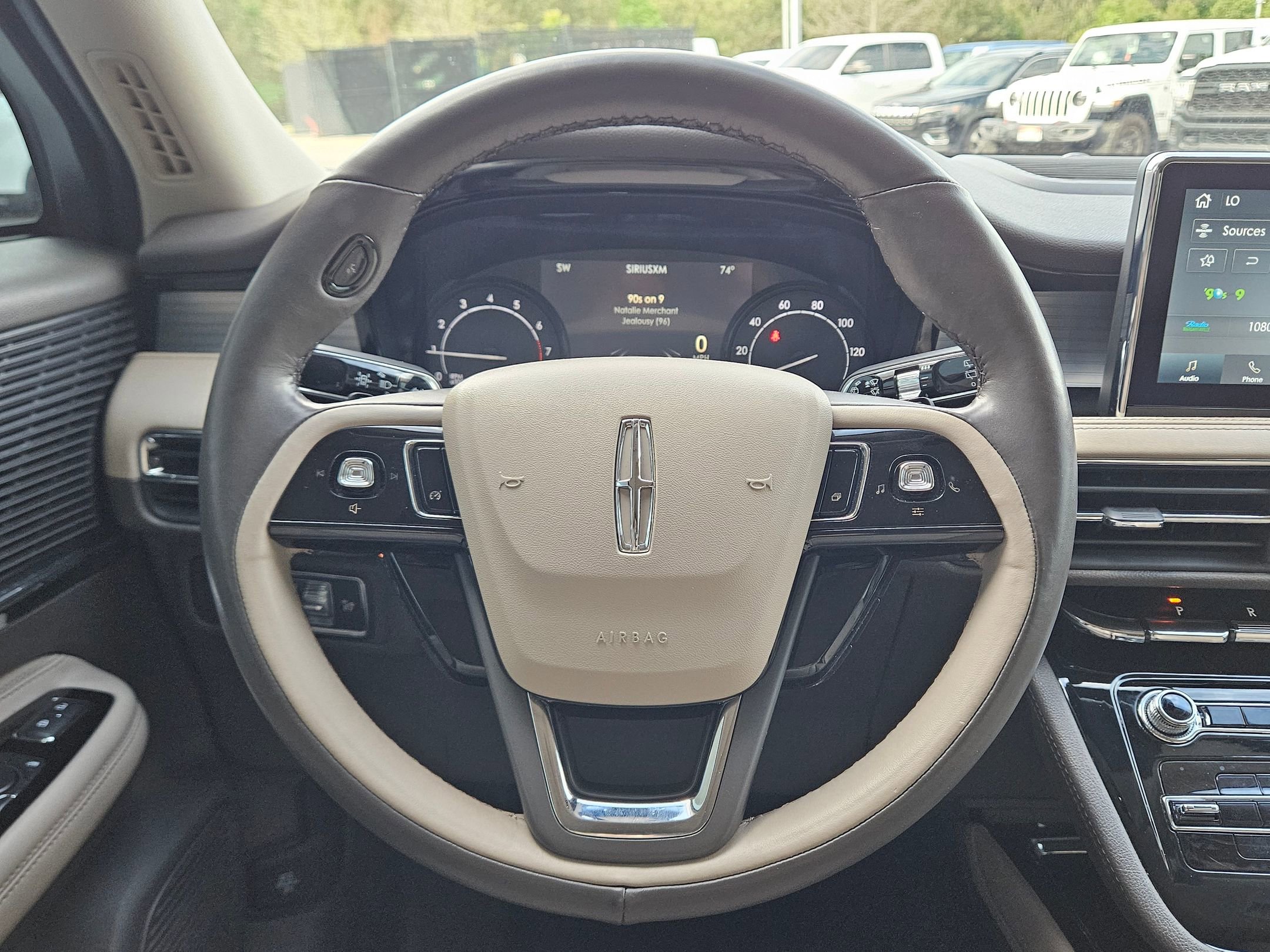 Used 2022 Lincoln Corsair FWD w/ Premium Package image 15