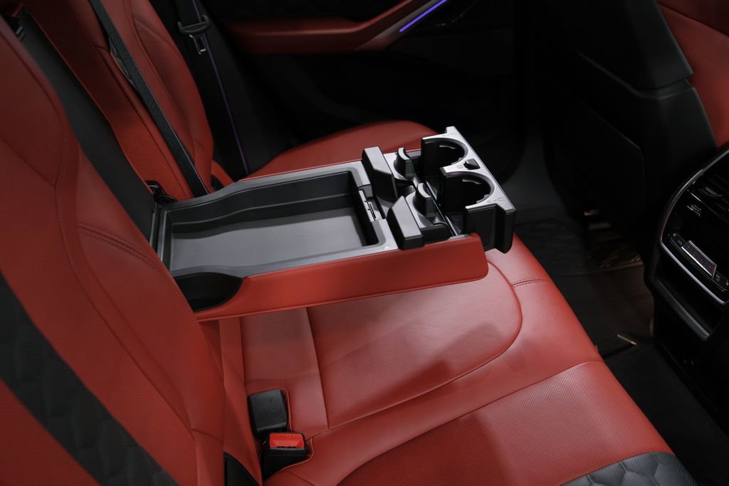 Used 2022 BMW X6 M w/ Competition Package image 36