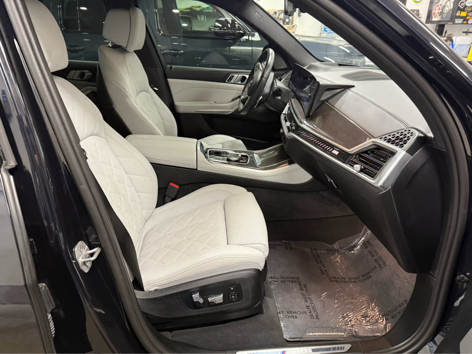 Used 2025 BMW X5 M60i w/ Climate Comfort Package AWD/4WD image 27