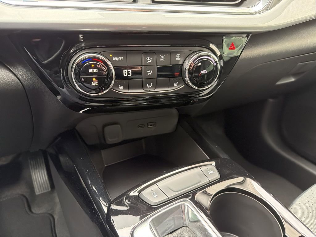 New 2026 Chevrolet Trax LT w/ Driver Confidence Package image 17