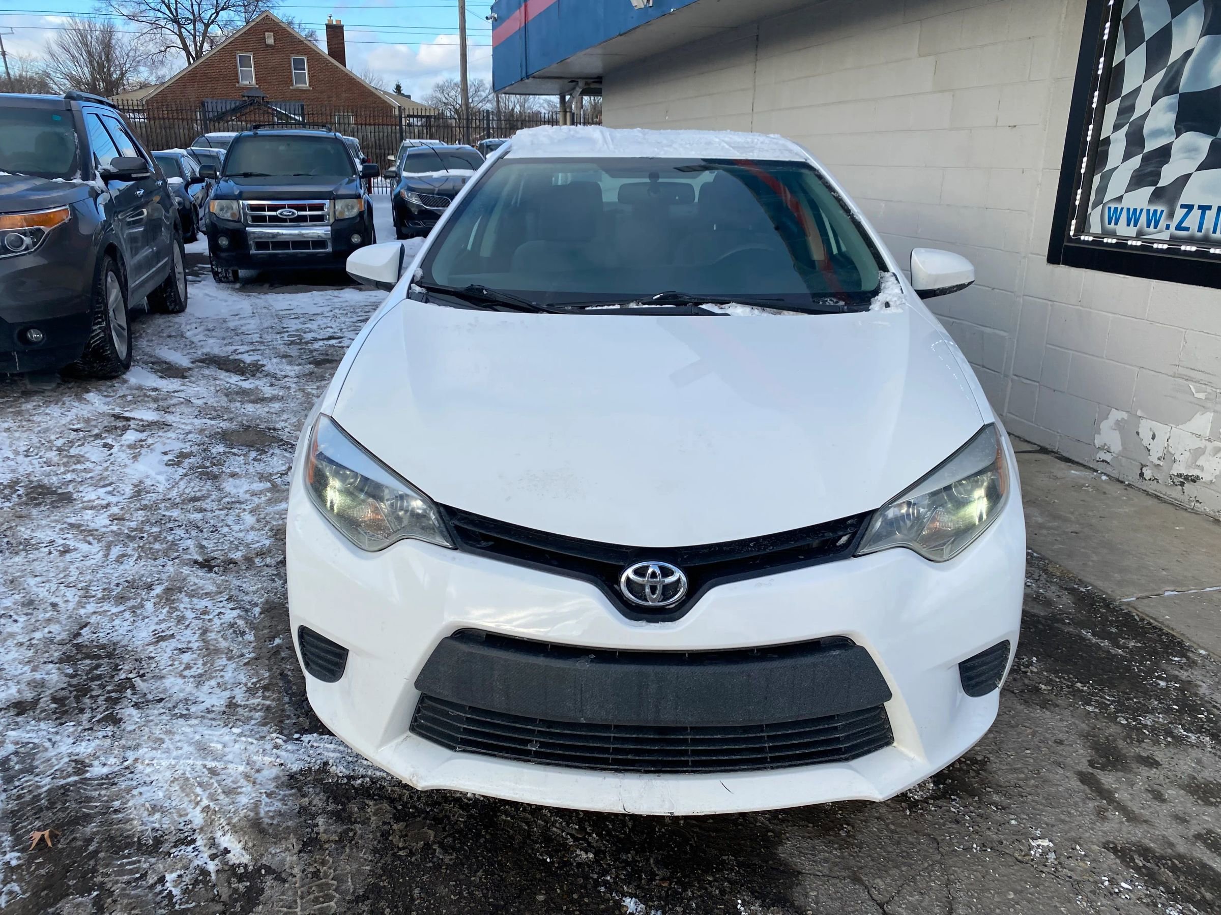 Used 2015 Toyota Corolla L image 5