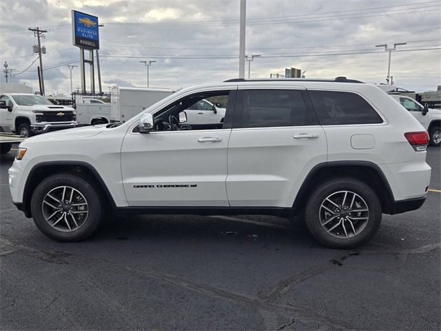 Used 2022 Jeep Grand Cherokee Limited w/ Trailer Tow Group IV image 6