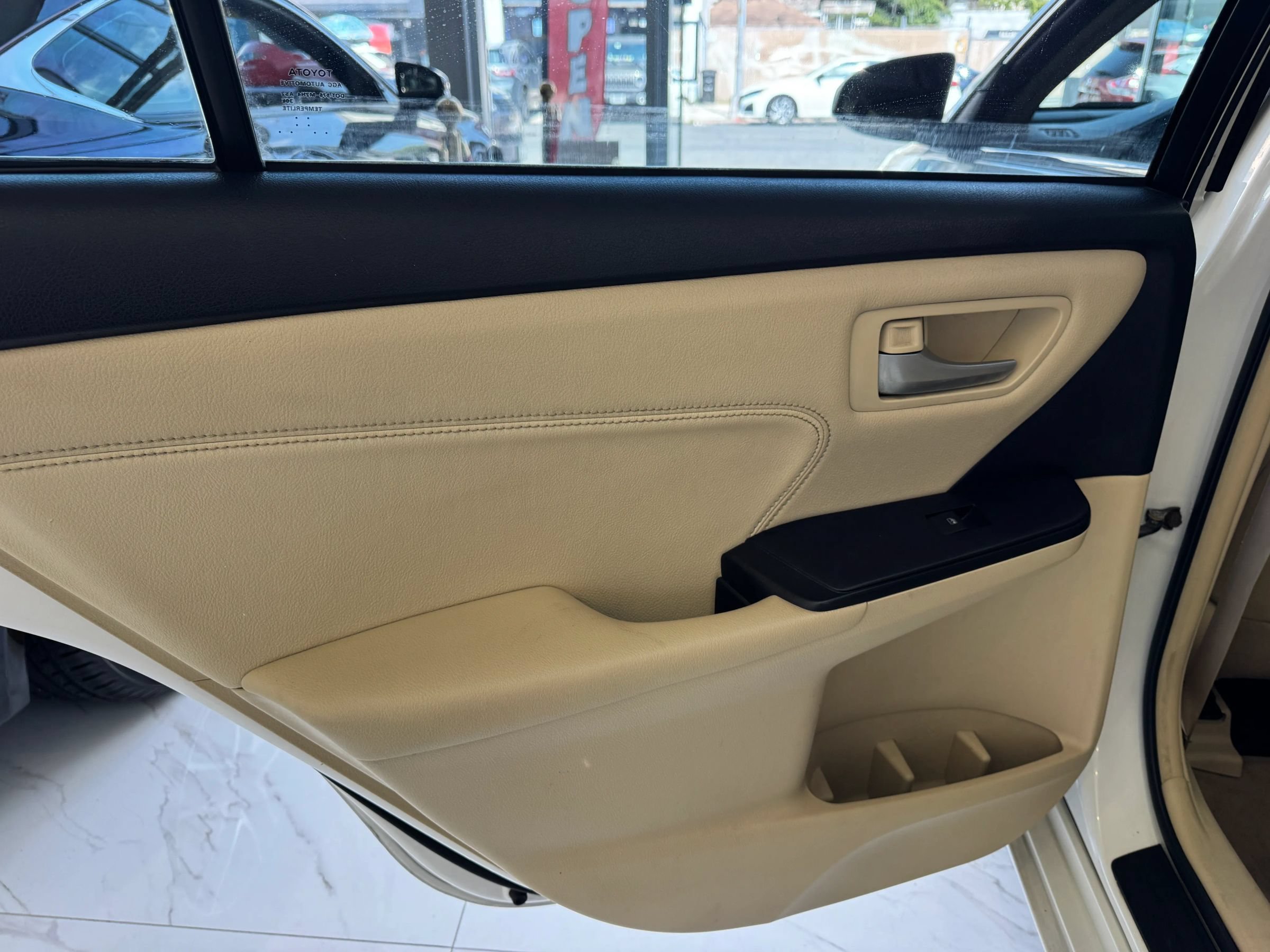 Used 2017 Toyota Camry XLE FWD image 24