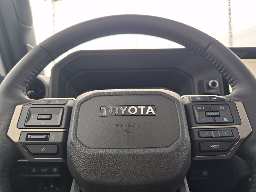 New 2027 Toyota Land Cruiser w/ Premium Package AWD/4WD image 28