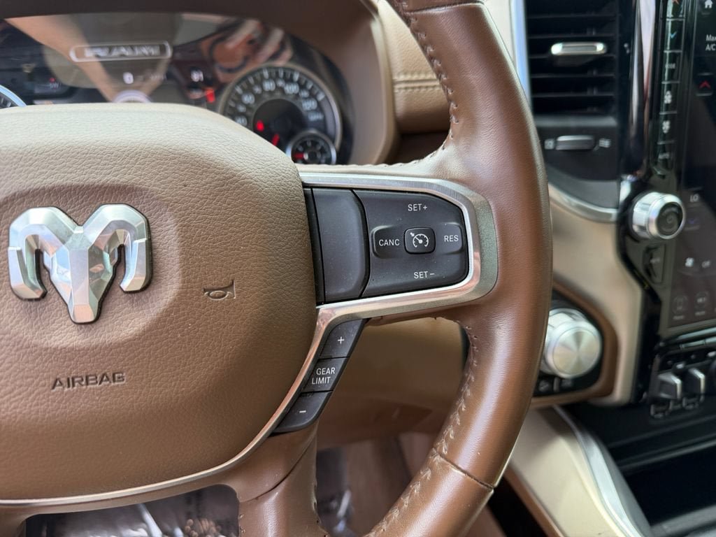 Used 2021 RAM 1500 Laramie AWD/4WD image 16