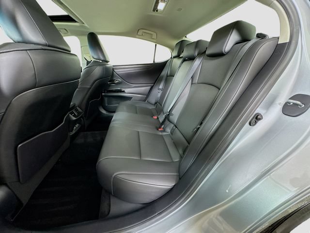Used 2023 Lexus ES 250 w/ Premium Package AWD/4WD image 27