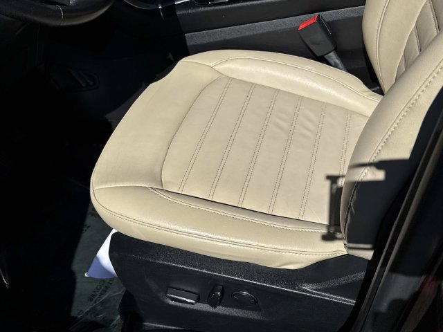 Used 2017 Ford Edge SEL w/ Equipment Group 201A AWD/4WD image 15