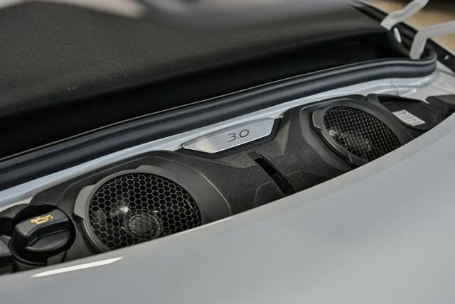 Used 2023 Porsche 911 Carrera image 31