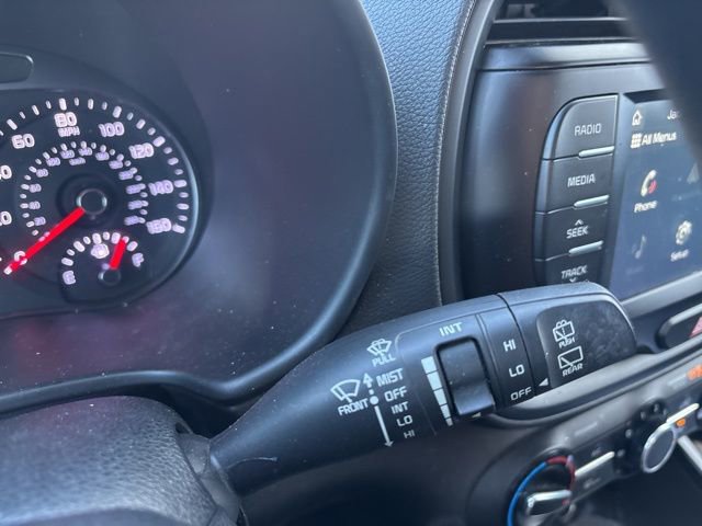 Used 2021 Kia Soul LX image 18