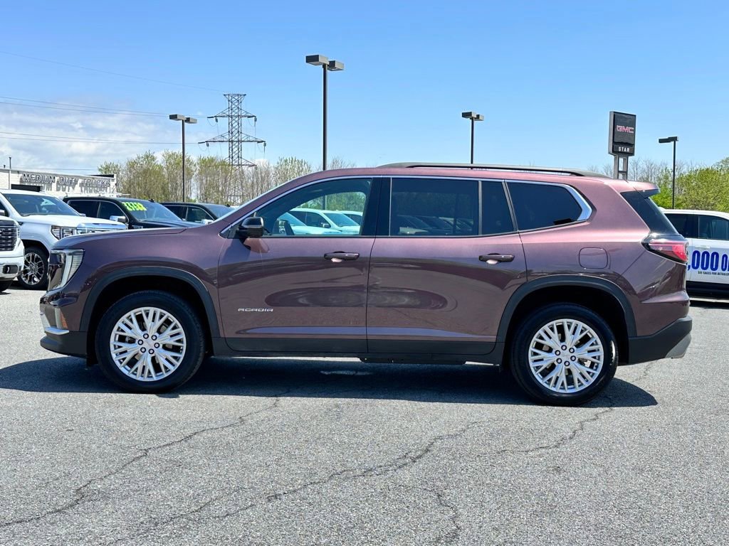 Used 2024 GMC Acadia Elevation w/ Luxury Package AWD/4WD image 6