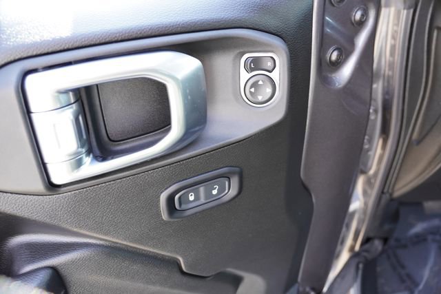 Certified 2025 Jeep Wrangler Unlimited Rubicon 4xe w/ Safety Group image 21