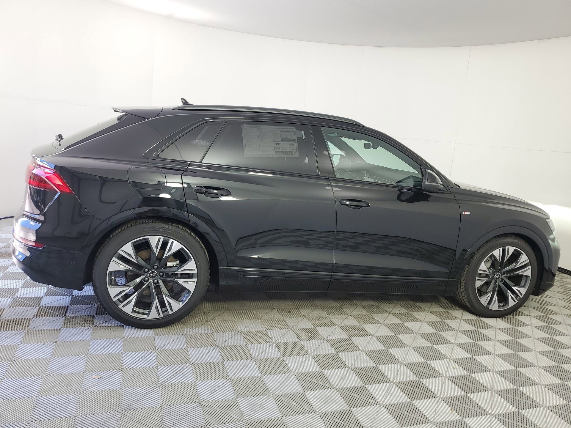 New 2026 Audi Q8 Premium Plus image 12