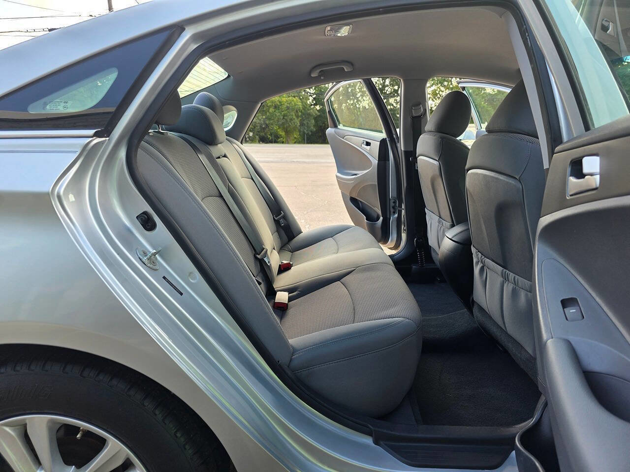 Used 2013 Hyundai Sonata GLS FWD image 18