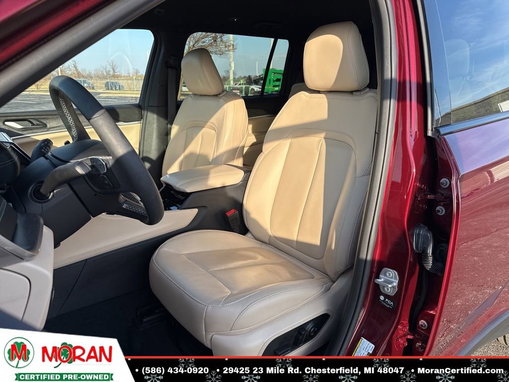 Used 2023 Jeep Grand Cherokee L Limited image 12