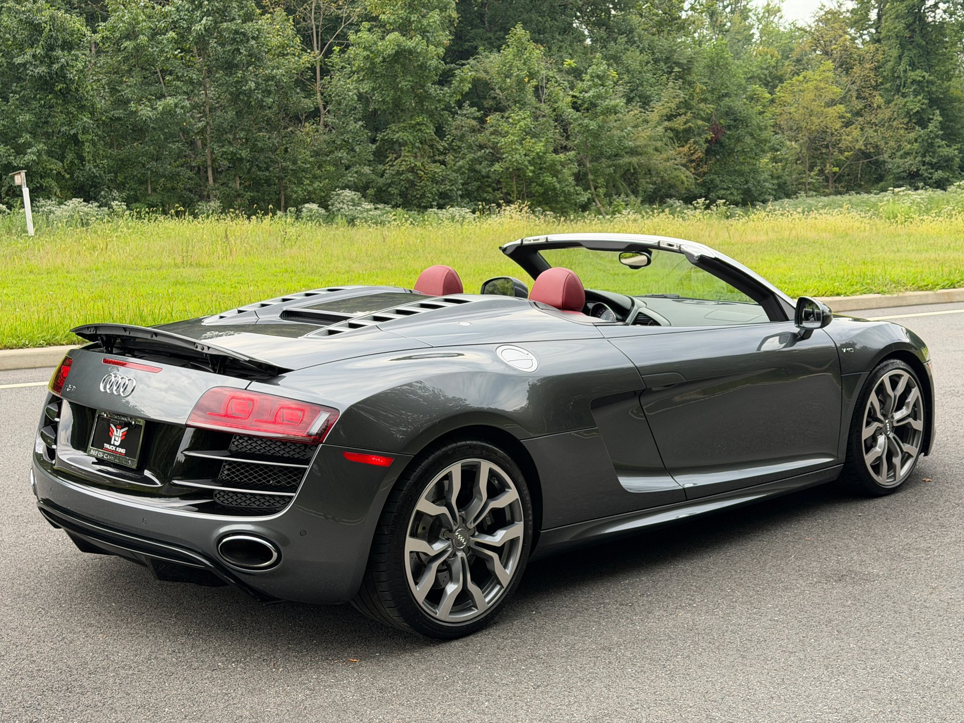 Used 2011 Audi R8 V10 AWD/4WD image 10