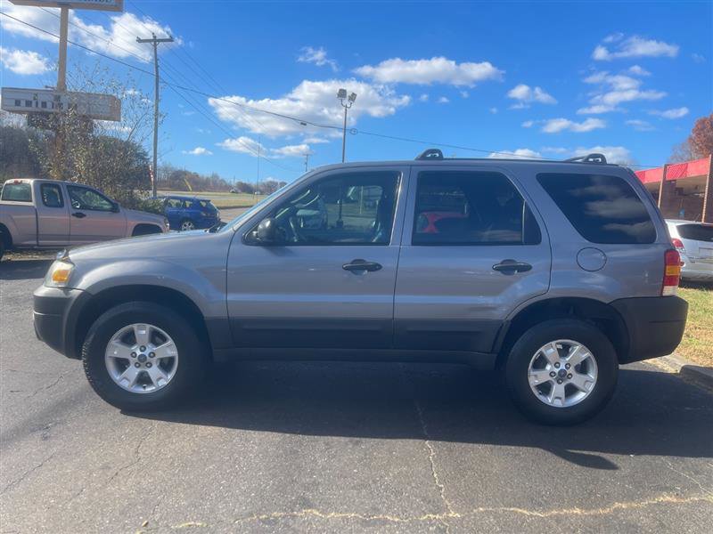 Used 2007 Ford Escape XLT image 8