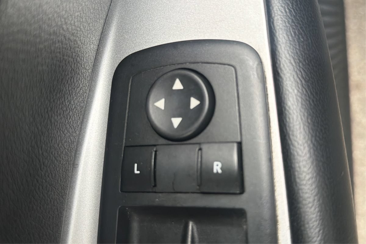 Used 2016 Dodge Journey SE w/ Flexible Seating Group FWD image 33