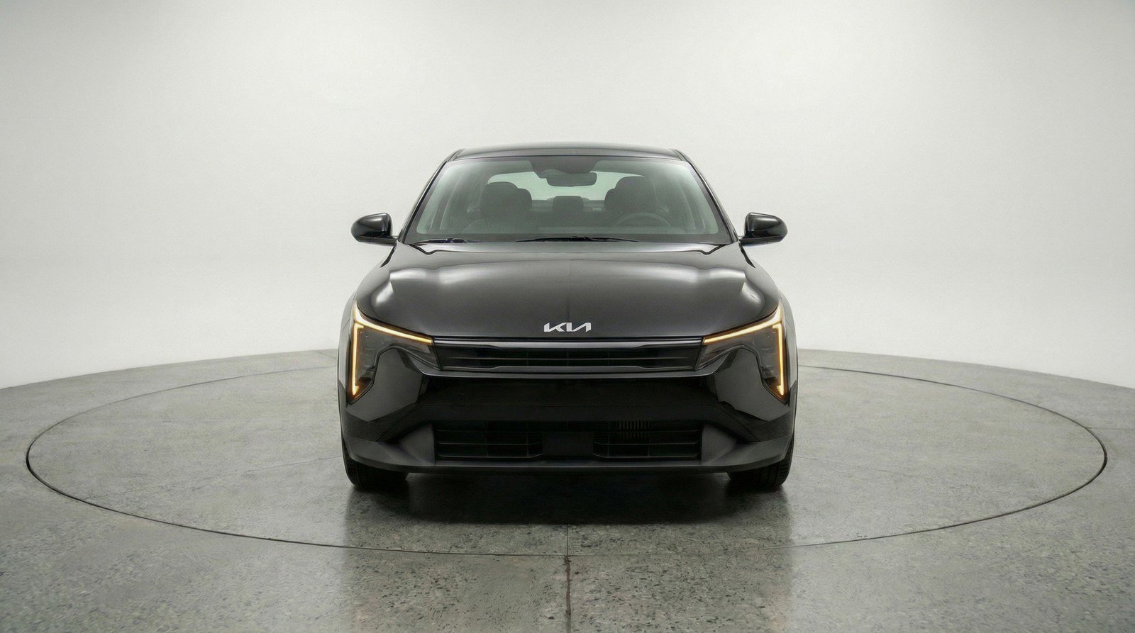 Used 2025 Kia K4 FWD image 2