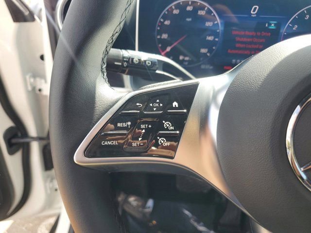 Certified 2025 Mercedes-Benz GLC 300 image 39