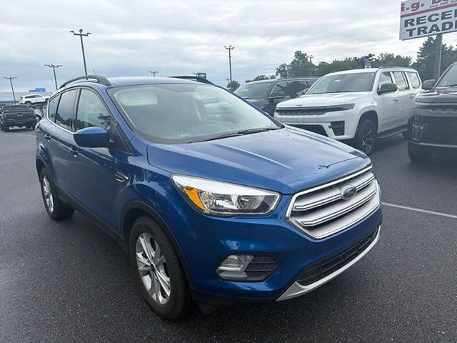 Used 2018 Ford Escape SE w/ SE Sync 3 Package FWD image 9