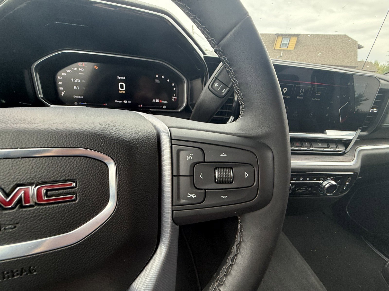 Used 2026 GMC Sierra 1500 SLT AWD/4WD image 17