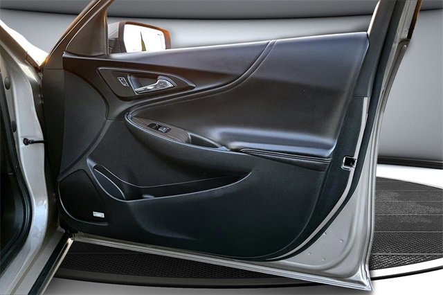 Used 2023 Chevrolet Malibu LT image 27