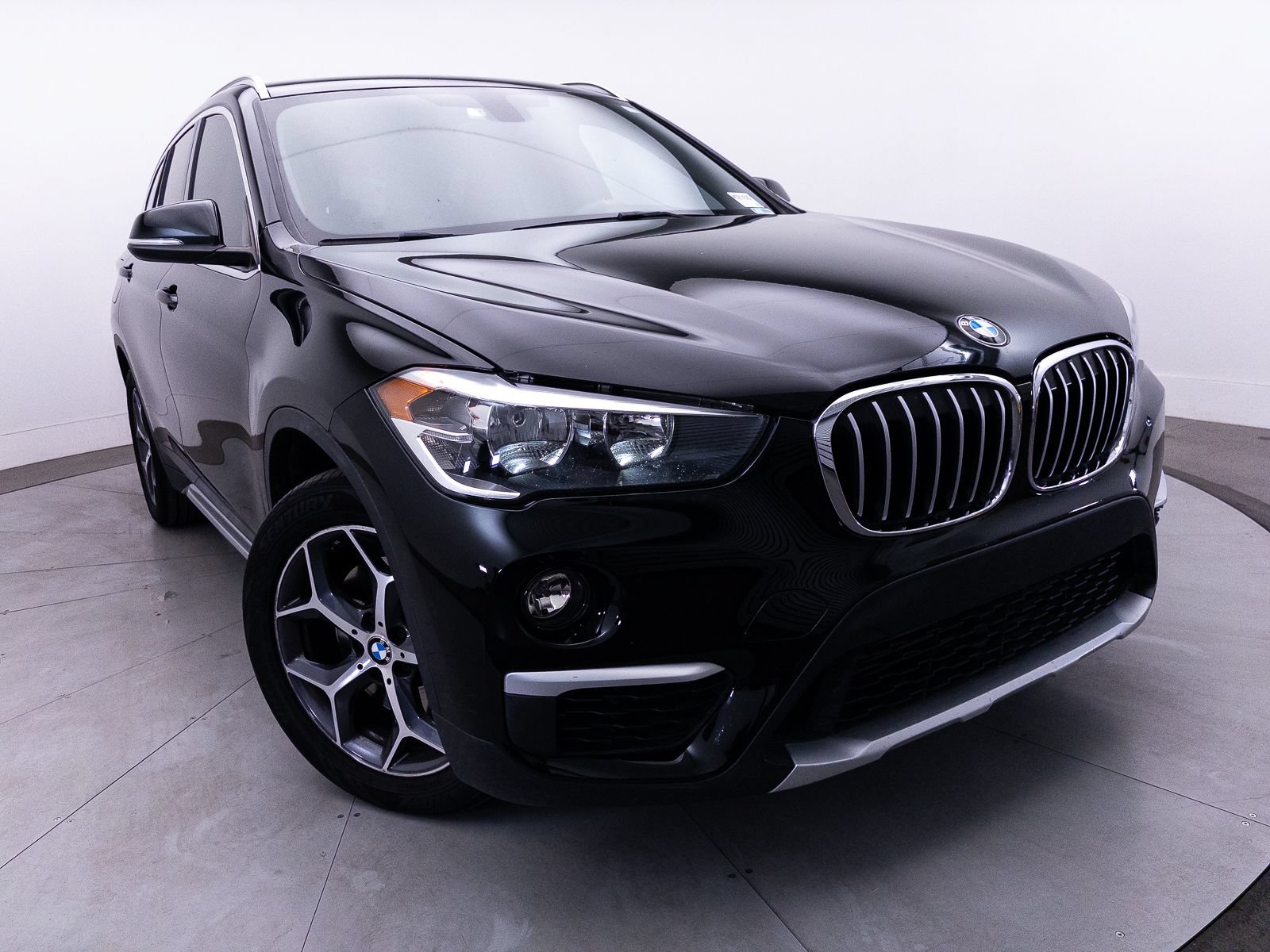 Used 2018 BMW X1 sDrive28i FWD image 3