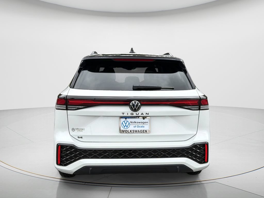 New 2026 Volkswagen Tiguan SE R-Line FWD image 6