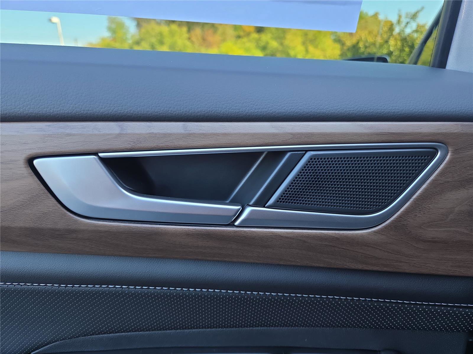 New 2026 Volkswagen Atlas SE image 25