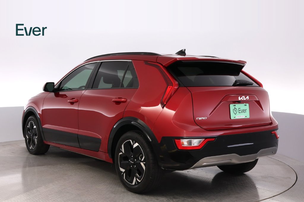 Used 2023 Kia Niro Wind FWD image 17