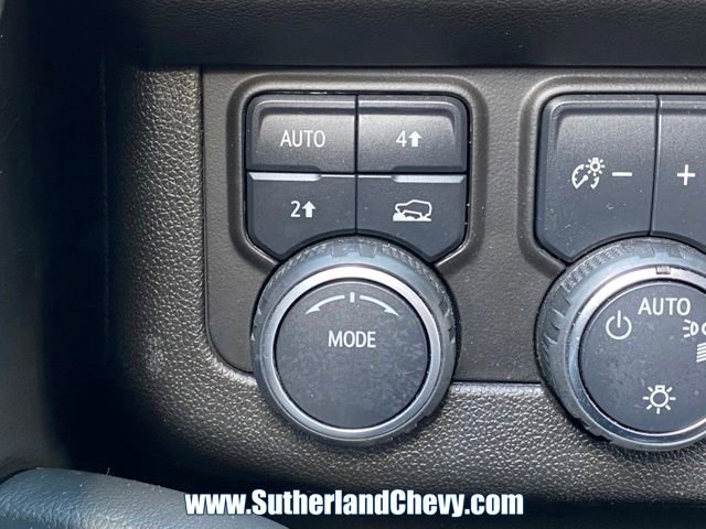 Used 2023 Chevrolet Tahoe LT w/ Luxury Package AWD/4WD image 25