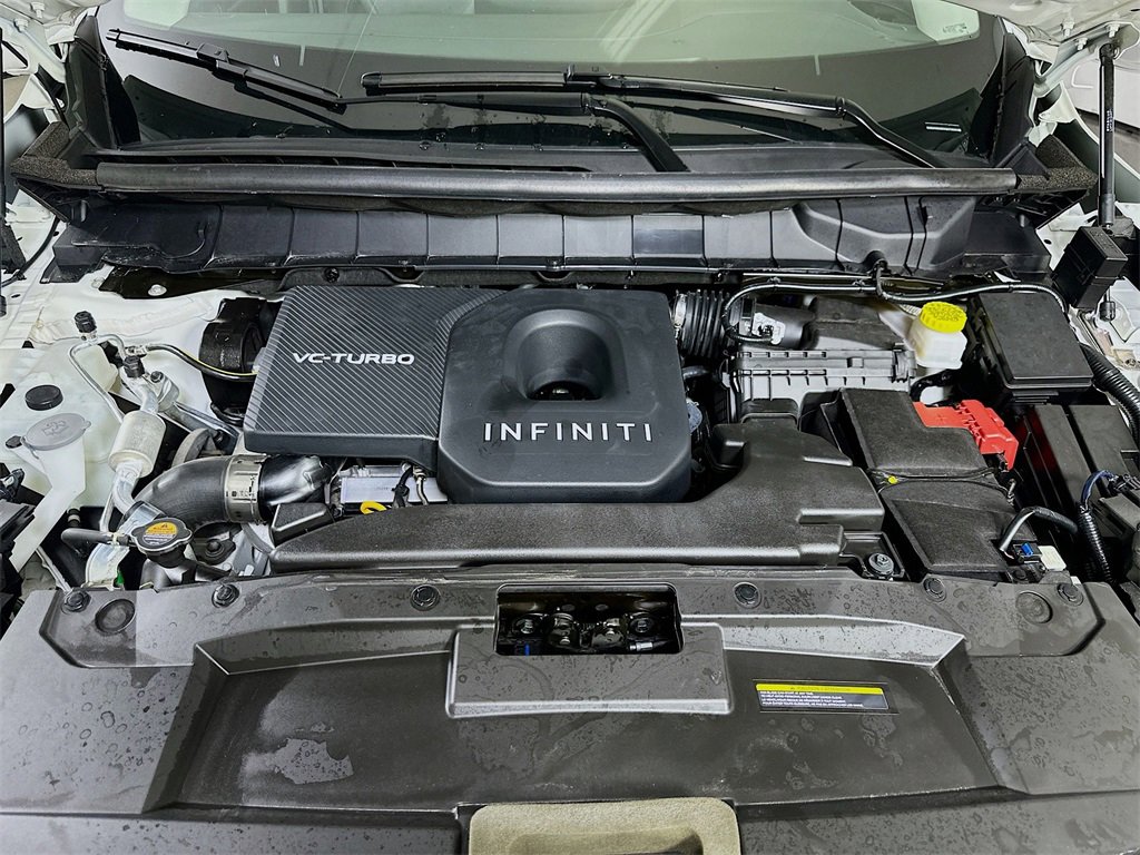 Used 2025 INFINITI QX60 Pure image 9